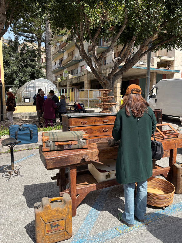 Der Flohmarkt "il mercatino delle pulci" in Modica