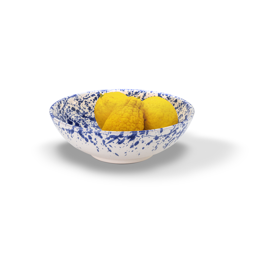 Video von der Keramik Schale von STUDIO SICILY mit 25 cm Durchmesser perfekt für Obst oder Salate geeignet